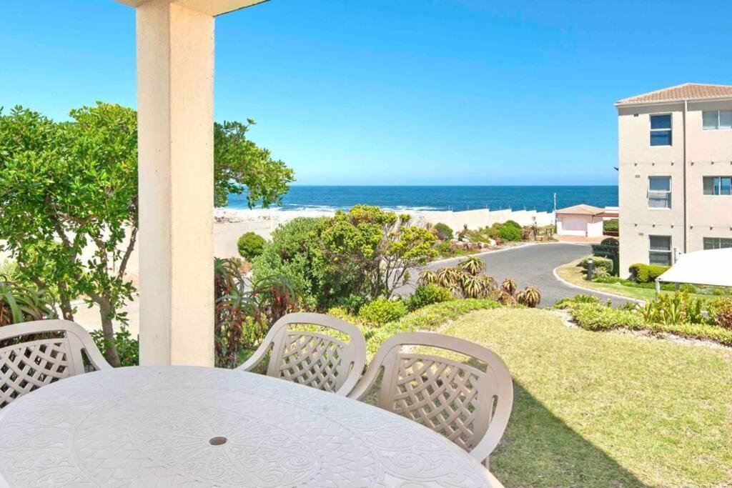 Luxury @ The Ocean Lägenhet Hermanus Exteriör bild